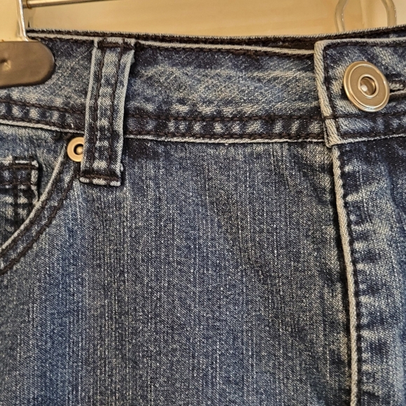 Baccini Womens Blue Jean Denim A-line Skirt Sz 6 Like New - Picture 2 of 4